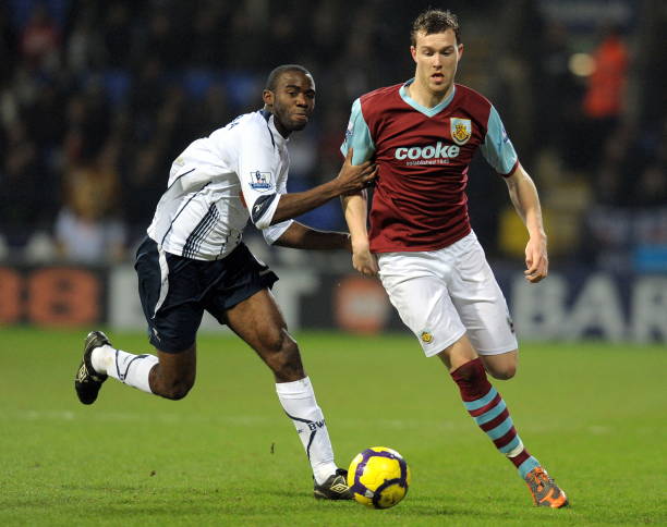 西蒙斯则遭 西蒙斯则遭