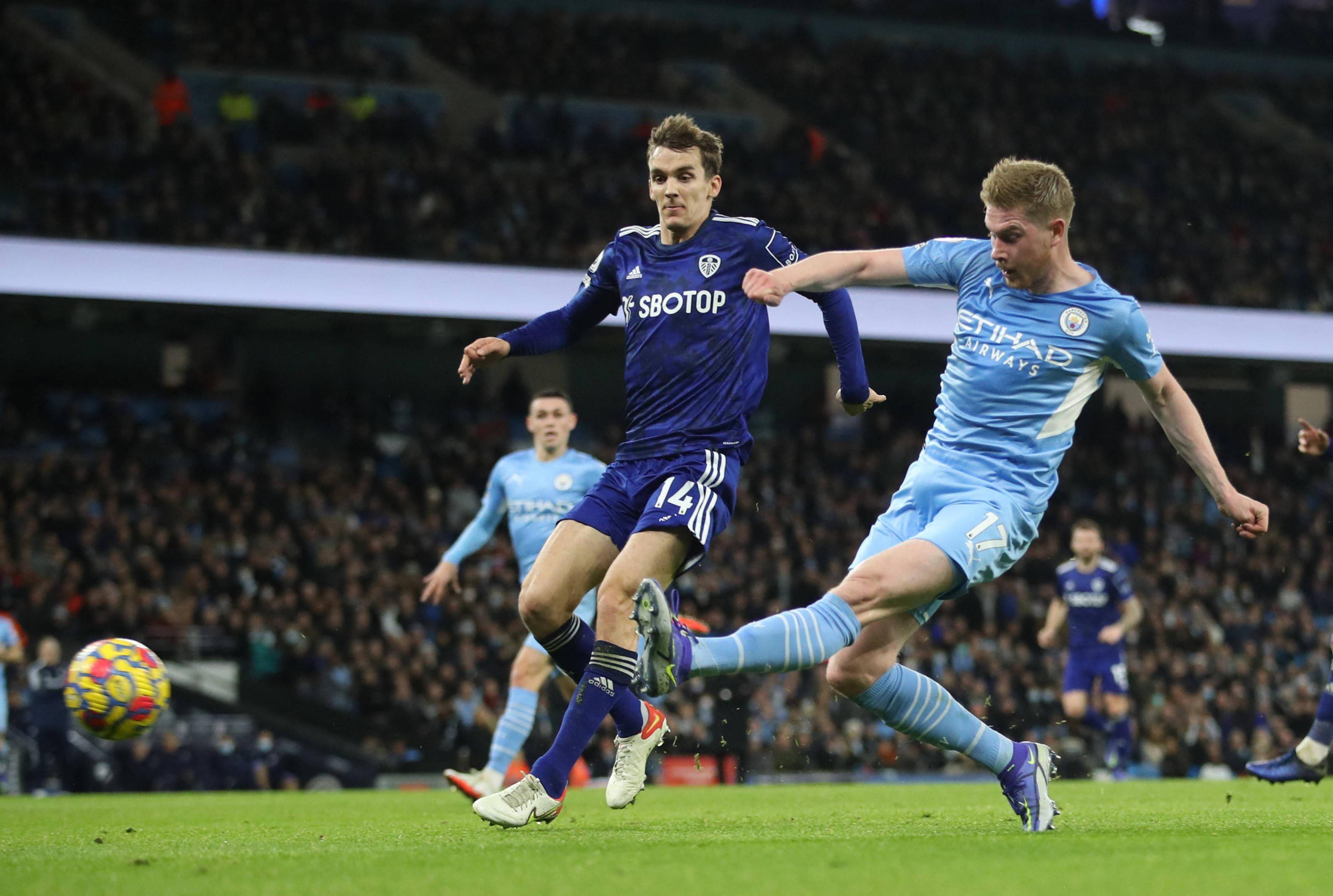 不妨回顾两 不妨回顾两